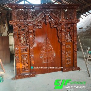 Pintu Gebyok Ukir Gunungan Desain Bali